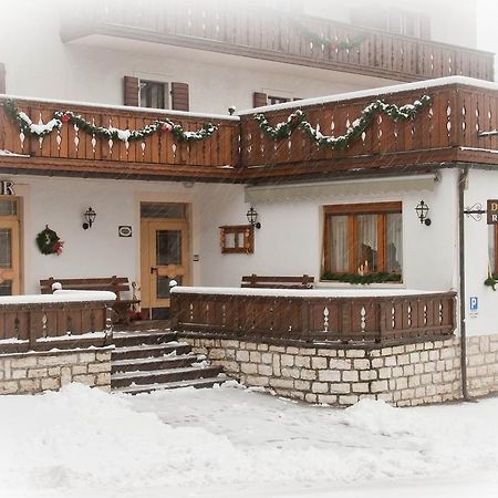 Hotel Due Spade Folgaria Eksteriør billede