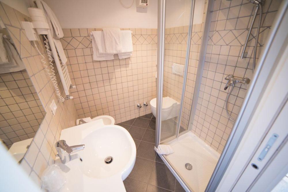Hotel Due Spade Folgaria Eksteriør billede